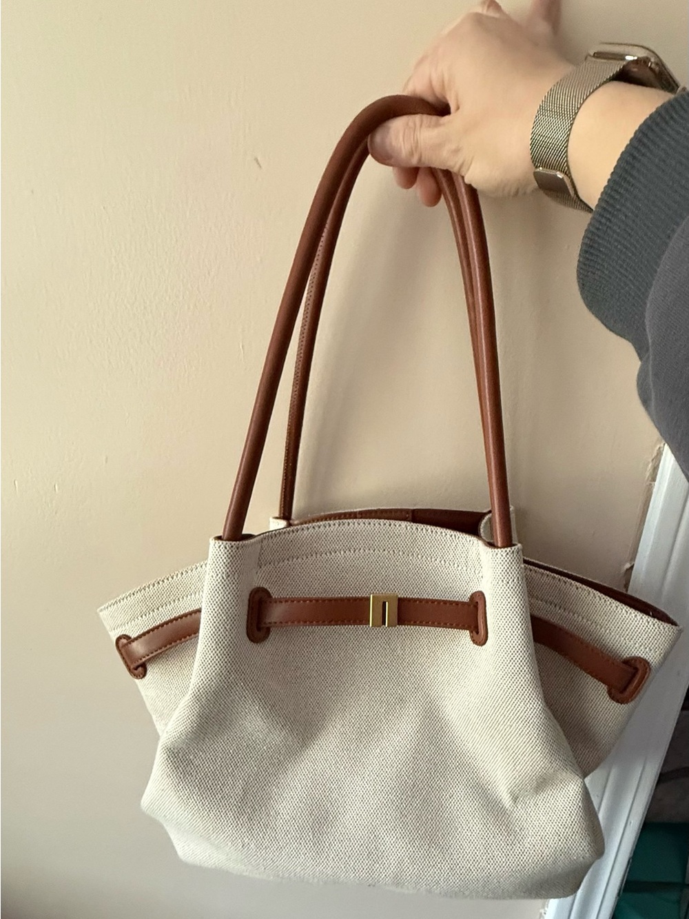 JW PEI medium hanna tote